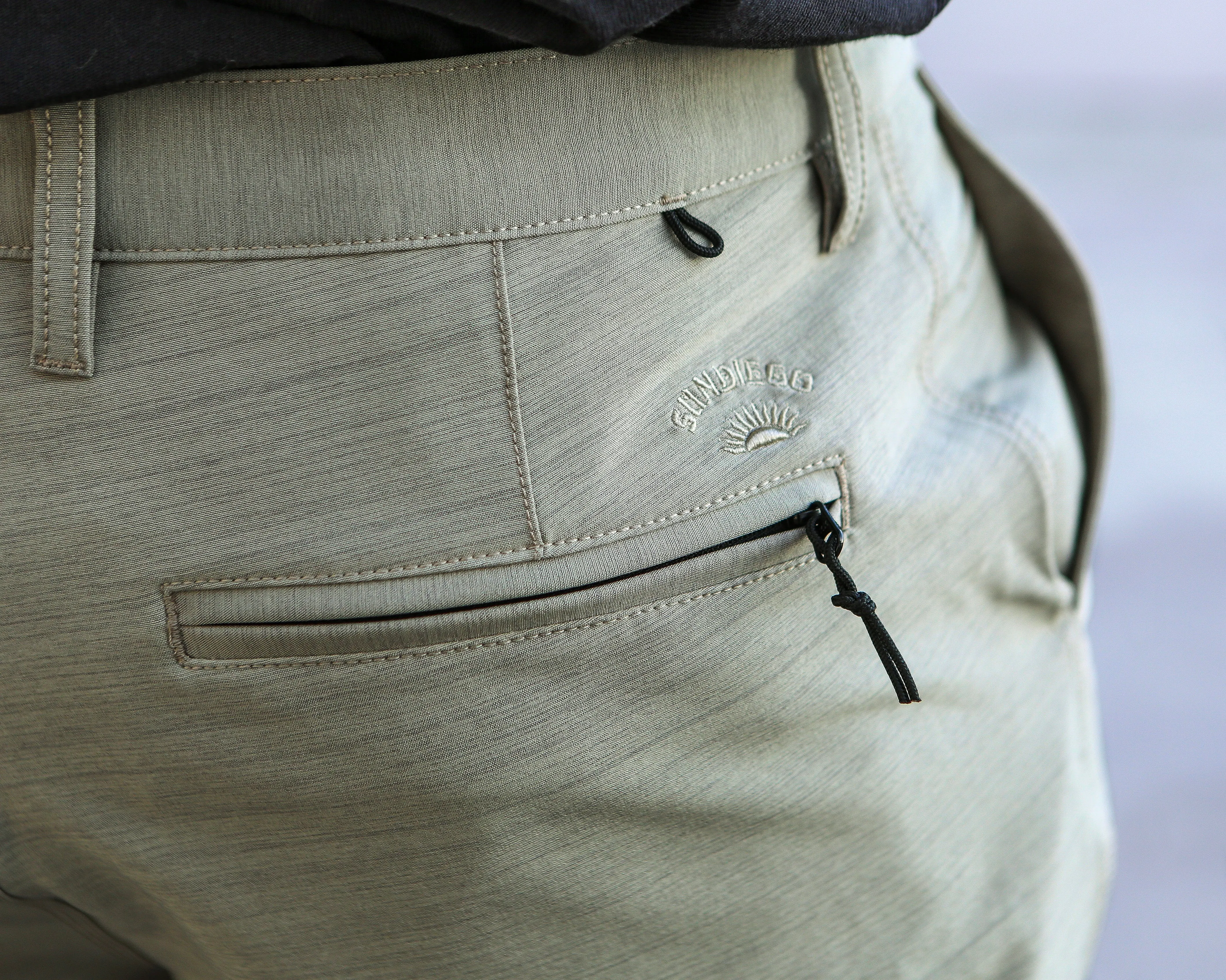 SunDiego SEAWAY HYBRID Walk Short - Taupe