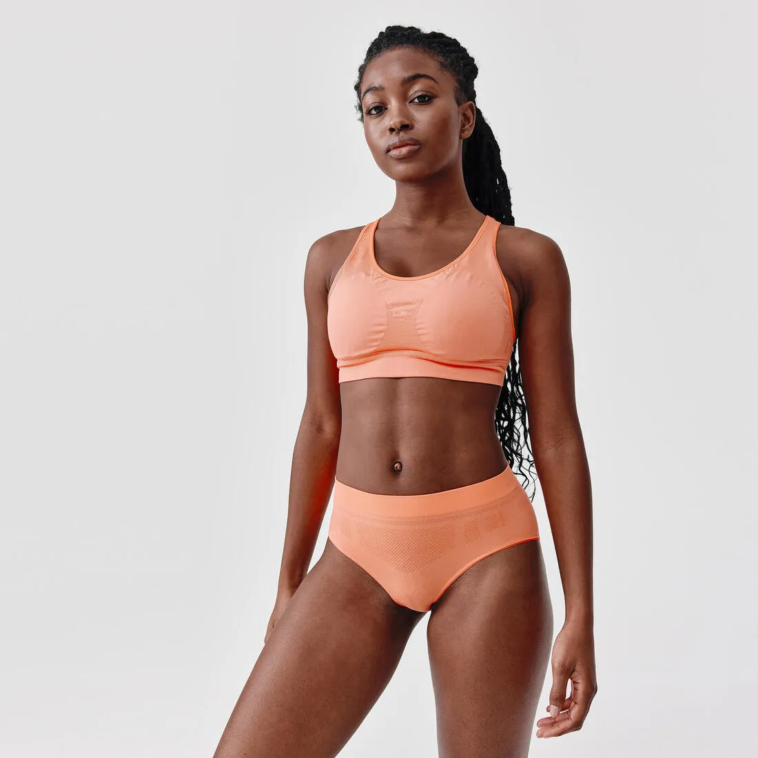 Women's Seamless Muscle Back Medium-Support Sports Bra